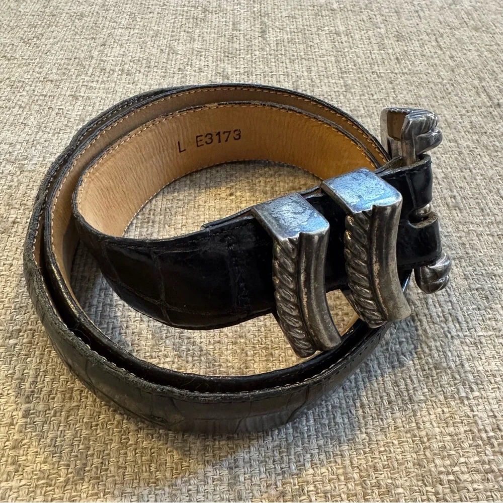 Vtg 1993 - Brighton - Alligator Embossed Leather Belt -Black & Silver - S/M